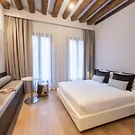 Palazzo Pianca Konukevi Venedik