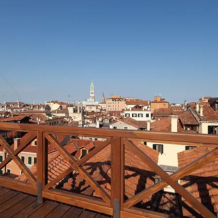 Casa de hóspedes Palazzo Pianca 4*